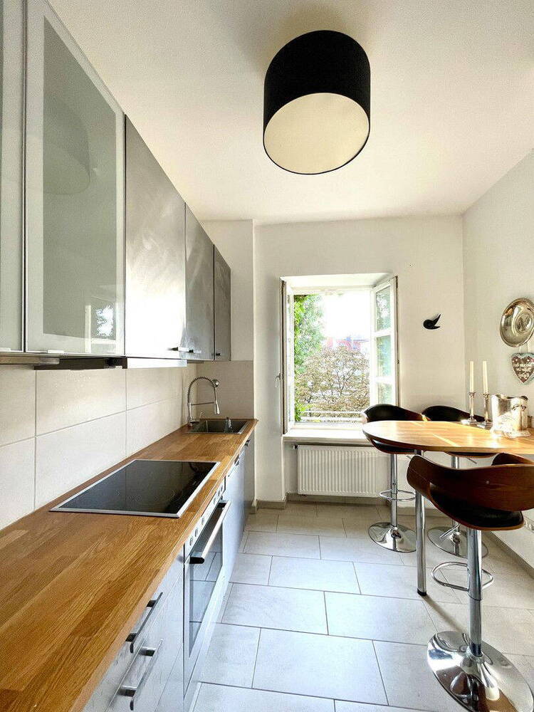 Lehel Isartor. Zentrale Bestlage. Neu, exklusiv möblierte 3,5 Zimmer.