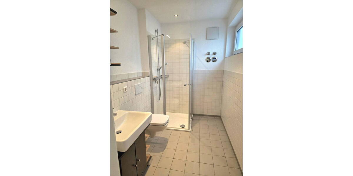 Etagenwohnung Waldshut-Tiengen Waldshut - 2 Zimmer, 69 m&sup2;, 980&euro; | Angebot:26197818