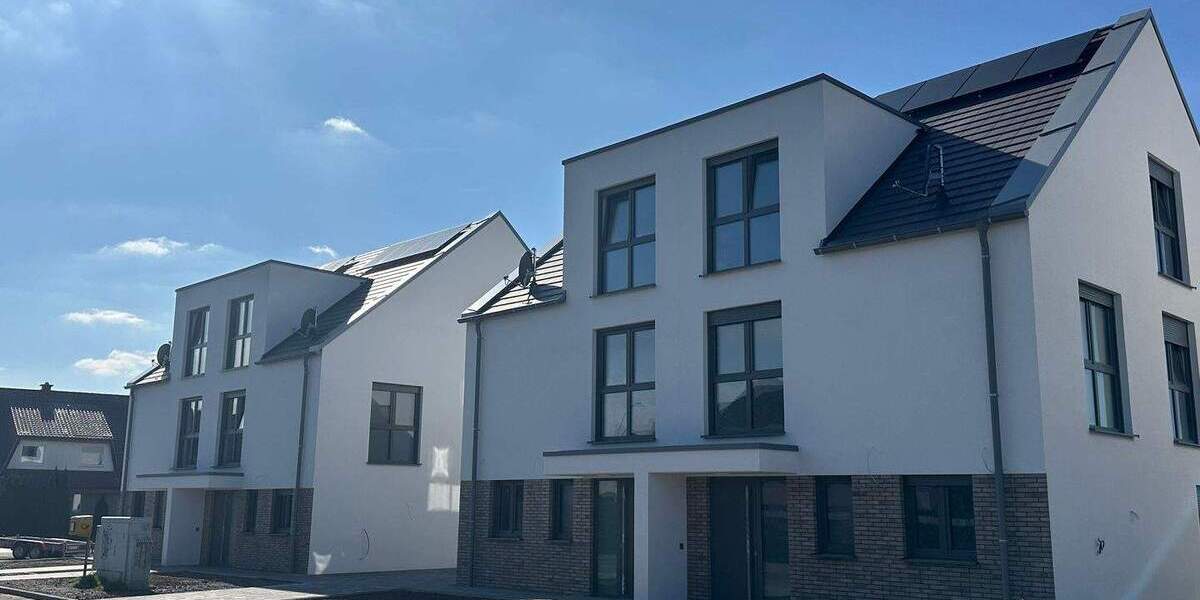 Doppelhaushälfte Hamm Braam-Ostwennemar - 5 Zimmer, 168 m&sup2;, 2.000&euro; | Angebot:26158347