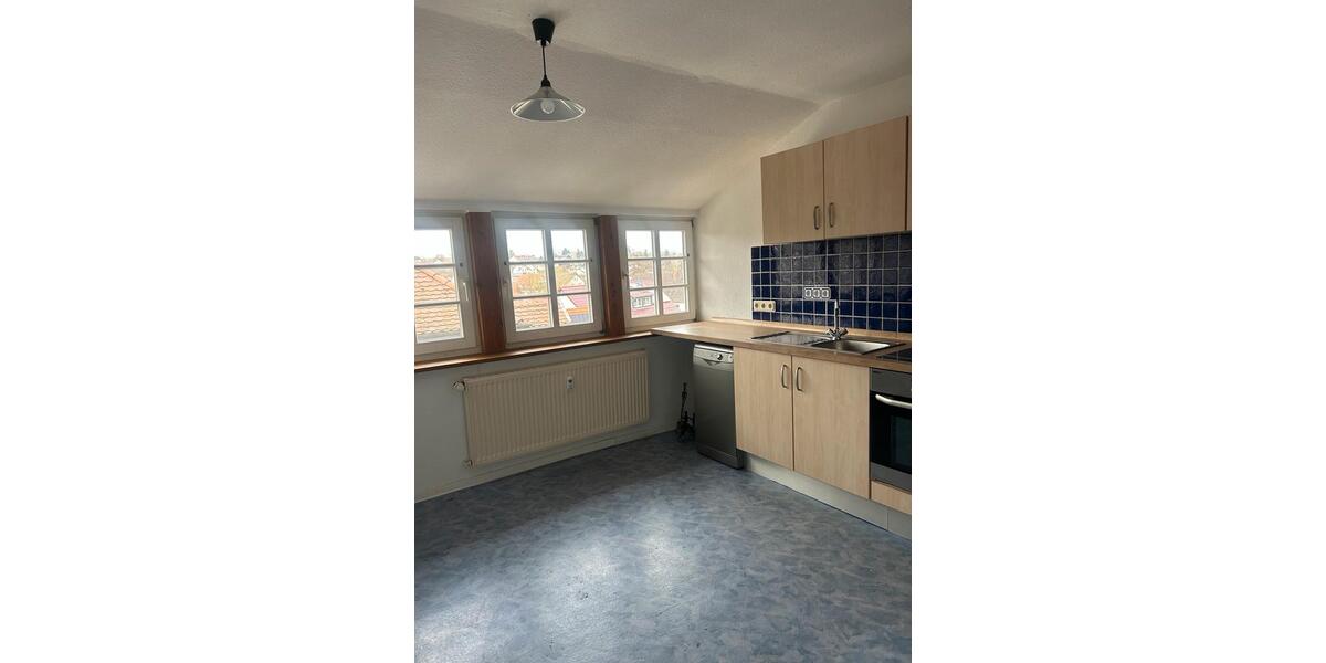 Dachgeschoßwohnung Homberg (Efze) - 3 Zimmer, 83 m&sup2;, 600&euro; | Angebot:25539635