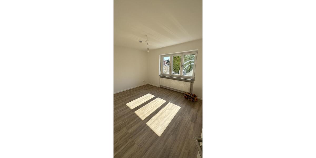 Etagenwohnung Straubing - 3 Zimmer, 68 m&sup2;, 1.000&euro; | Angebot:26287896