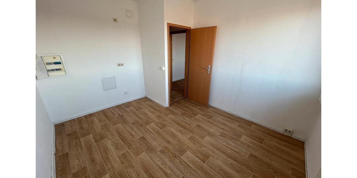 Dachgeschoßwohnung Halberstadt - 4 Zimmer, 70 m&sup2;, 373&euro; | Angebot:24440765
