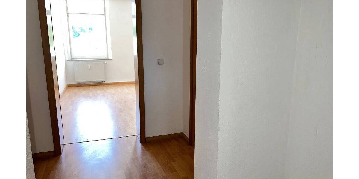 Etagenwohnung Plauen Stadtmitte - 2 Zimmer, 62 m&sup2;, 310&euro; | Angebot:26319822