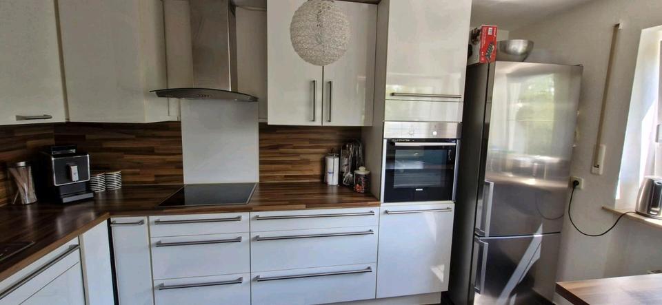 Etagenwohnung Ingolstadt Friedrichshofen-Hollerstauden - 3 Zimmer, 77 m&sup2;, 1.500&euro; | Angebot:25614792