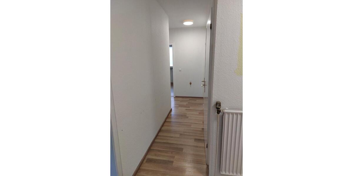 Hochparterre Wiehl - 4 Zimmer, 81 m&sup2;, 800&euro; | Angebot:24766538