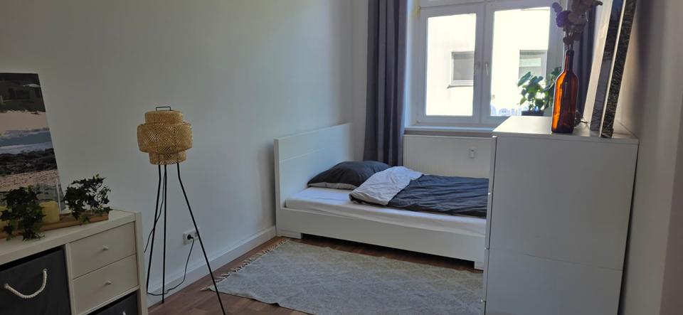 Wohnen auf Zeit Solingen Ohligs - 1 Zimmer, 34 m&sup2;, 1.000&euro; | Angebot:26564608
