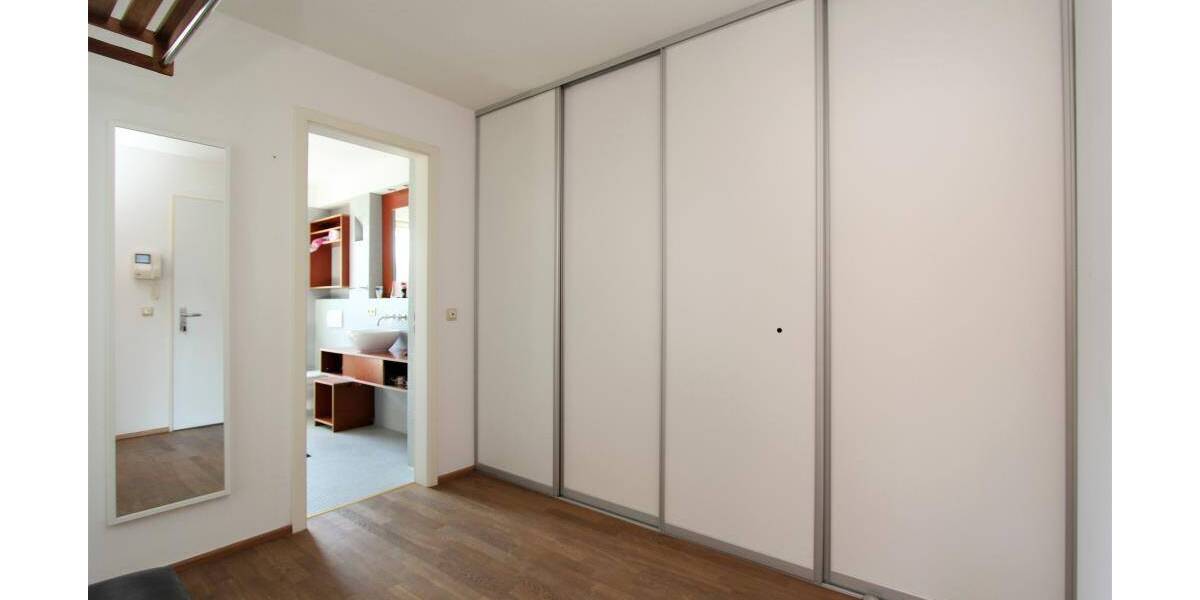 Etagenwohnung Hamburg Eppendorf - 2 Zimmer, 73 m&sup2;, 1.464&euro; | Angebot:26191542