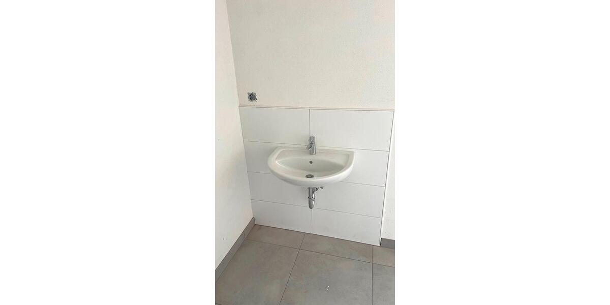 Erdgeschoßwohnung Attendorn - 3 Zimmer, 80 m&sup2;, 820&euro; | Angebot:24846407