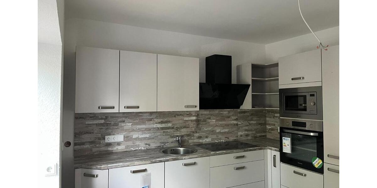 Etagenwohnung Bergen - 4 Zimmer, 136 m&sup2;, 1.100&euro; | Angebot:25823995