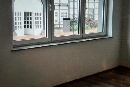 Wohnung Lage - 2 Zimmer, 103 m&sup2;, 1.090&euro; | Angebot:26582040