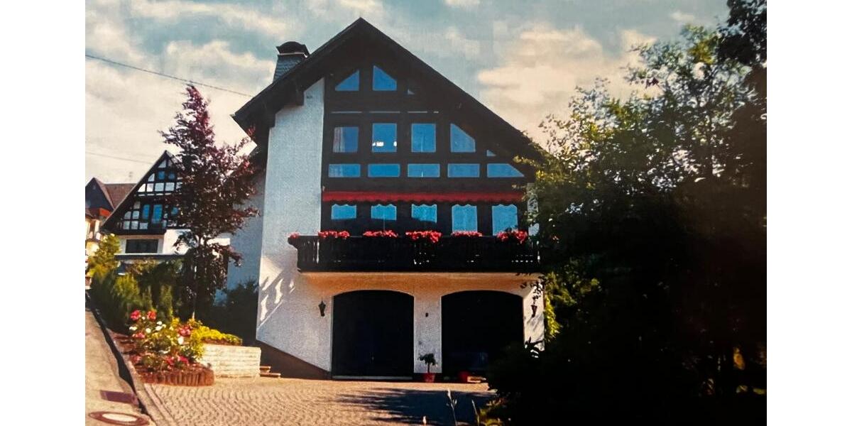 Lennestadt OT - hochwertige Wohnung - 128 m² - langfristig 5 zimmer