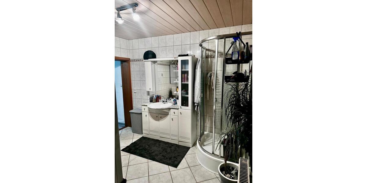 Einfamilienhaus Ellrich - 9 Zimmer, 171 m&sup2;, 1.000&euro; | Angebot:26365197