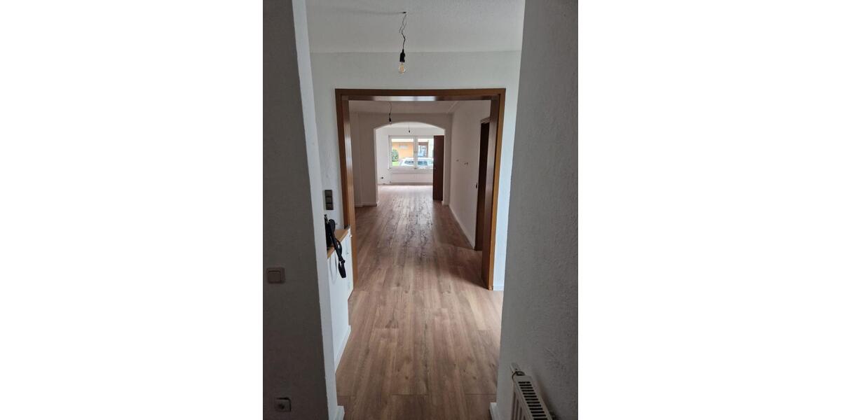 Erdgeschoßwohnung Bönen - 3 Zimmer, 76 m&sup2;, 988&euro; | Angebot:25048274