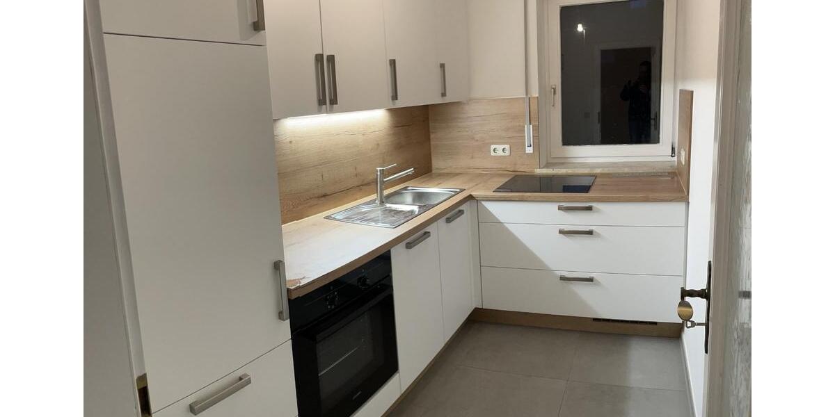 Helle, komplett renovierte 3-Zimmer-Wohnung in Grafenwiesen 3 zimmer