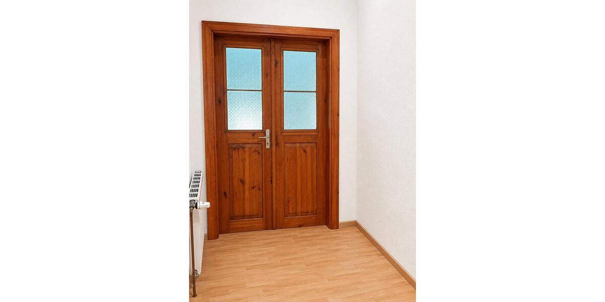 Etagenwohnung Strehla - 2 Zimmer, 50 m&sup2;, 290&euro; | Angebot:26606775