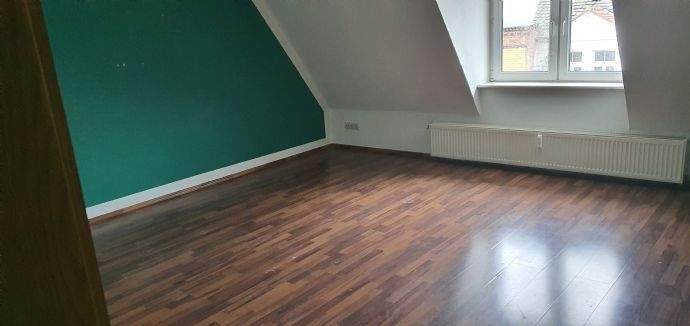 Etagenwohnung Könnern - 3 Zimmer, 69 m&sup2;, 345&euro; | Angebot:25666901