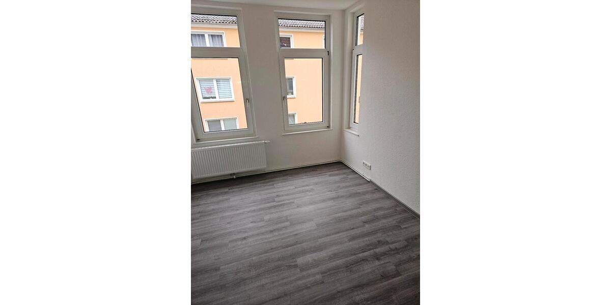 Etagenwohnung Bremerhaven - 1 Zimmer, 60 m&sup2;, 720&euro; | Angebot:25966410