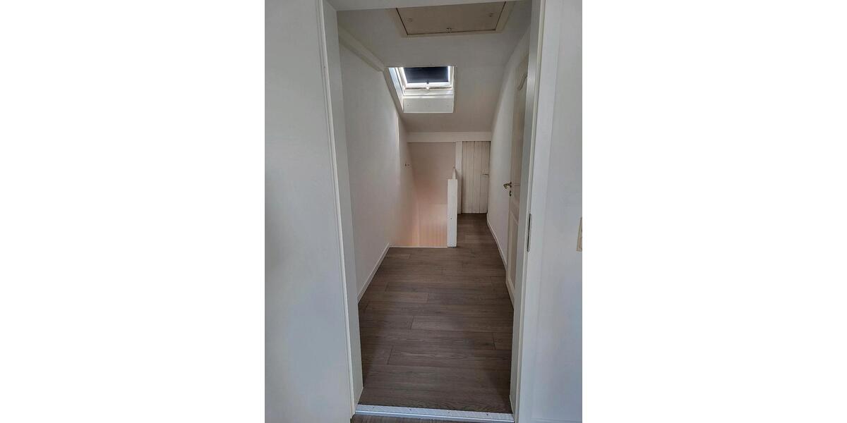 Doppelhaushälfte Usingen - 5 Zimmer, 150 m&sup2;, 1.450&euro; | Angebot:27618274