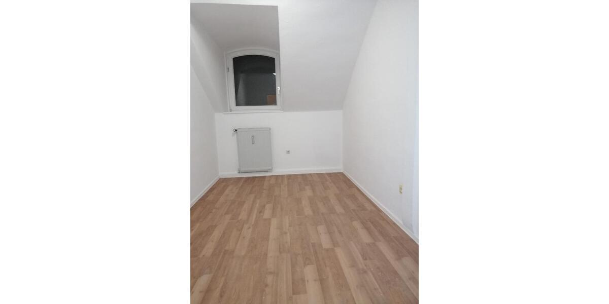 Dachgeschoßwohnung Höxter - 3 Zimmer, 72 m&sup2;, 470&euro; | Angebot:24489930