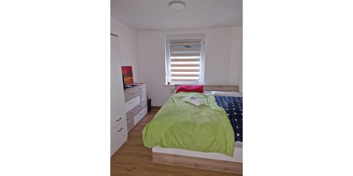 Erdgeschoßwohnung Felsberg - 3 Zimmer, 95 m&sup2;, 760&euro; | Angebot:25843147