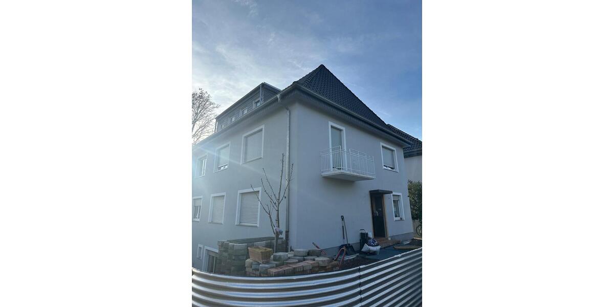 Zu Vermieten 3,5 Zimmer Dachgeschosswohnung an Herzogenriedpark 3 zimmer