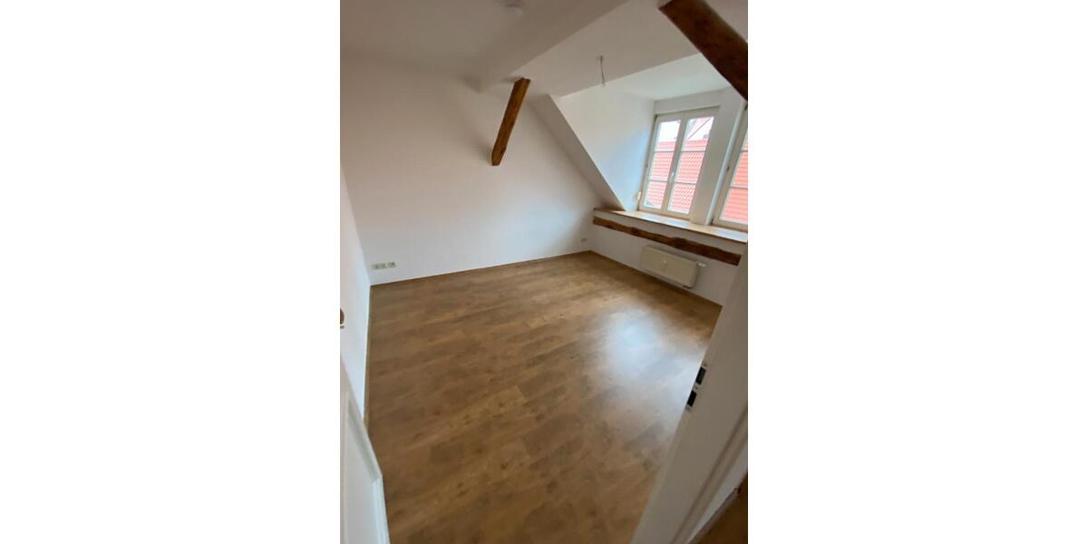 Dachgeschoßwohnung Dessau-Roßlau Brambach - 4 Zimmer, 115 m&sup2;, 690&euro; | Angebot:26587489