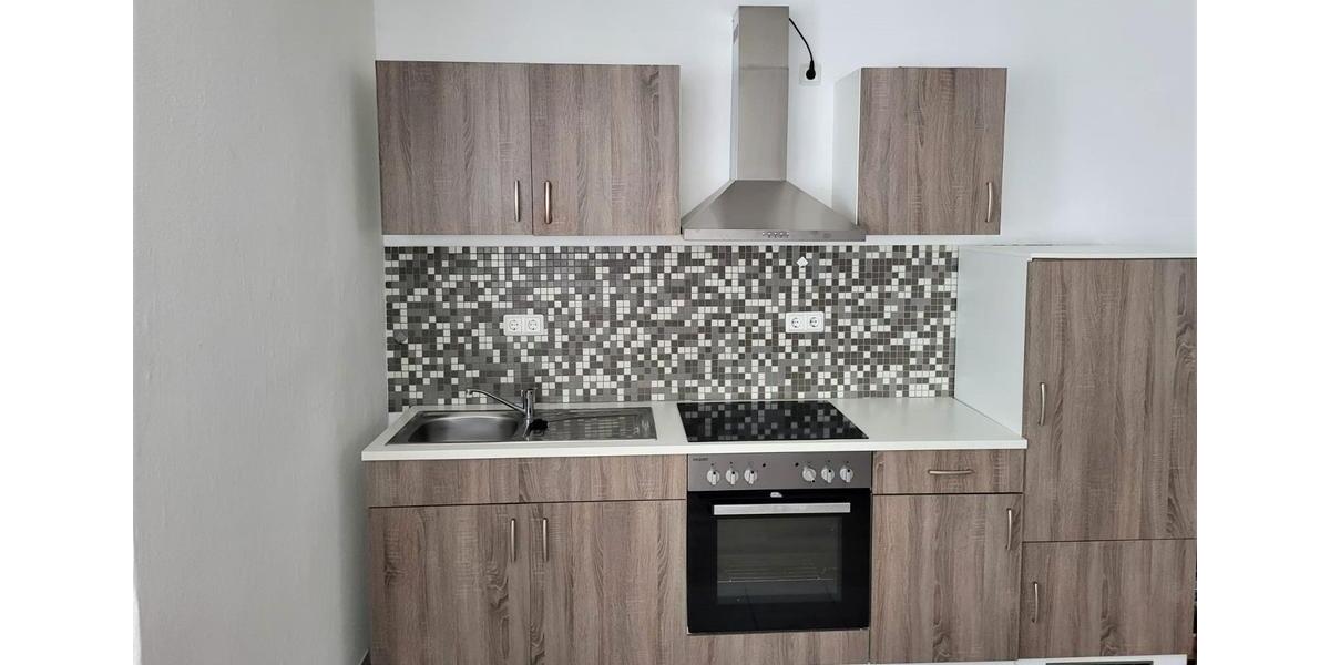 Etagenwohnung Helbra - 2 Zimmer, 57 m&sup2;, 300&euro; | Angebot:25901584