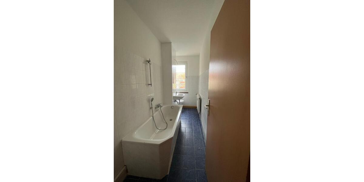 Etagenwohnung Gräfenhainichen - 3 Zimmer, 59 m&sup2;, 380&euro; | Angebot:26490789