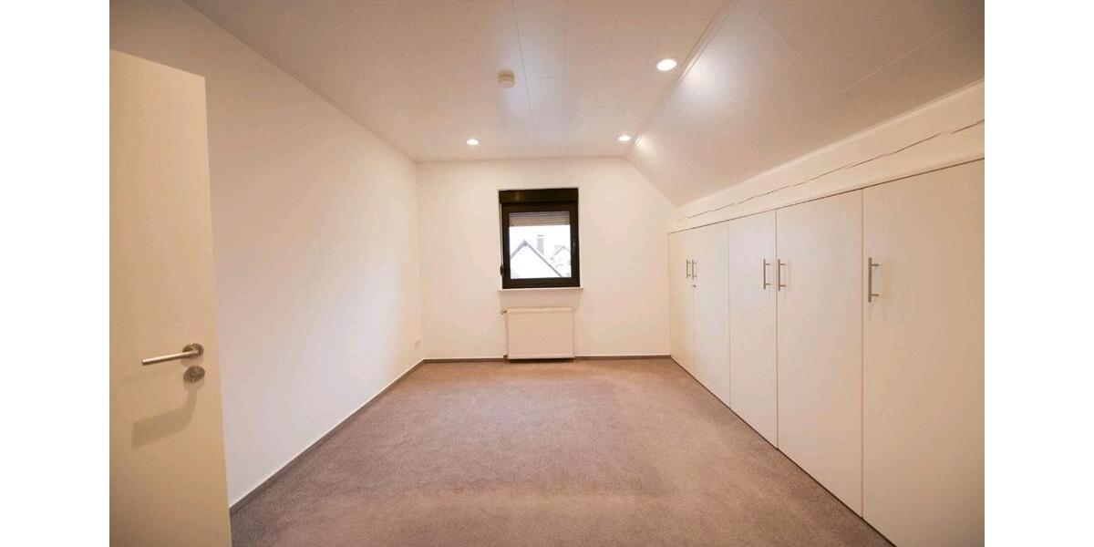 Dachgeschoßwohnung Ramstein-Miesenbach Miesenbach - 2 Zimmer, 69 m&sup2;, 677&euro; | Angebot:26037772