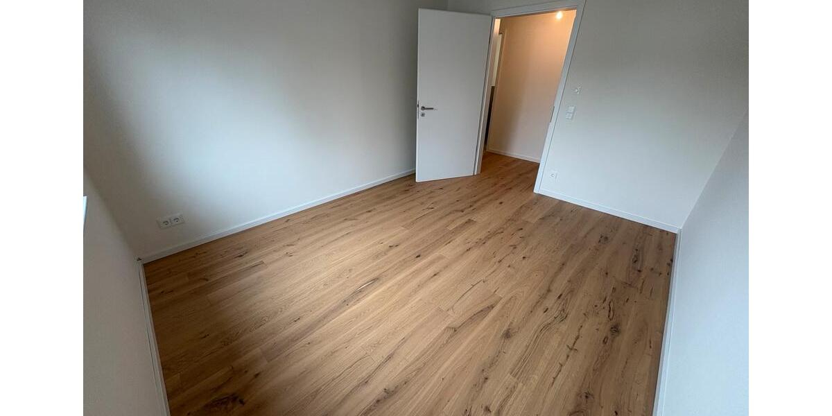 Erdgeschoßwohnung Hiddenhausen - 1 Zimmer, 119 m&sup2;, 1.834&euro; | Angebot:24818934