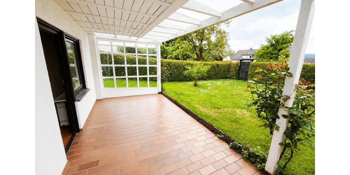 Etagenwohnung Kenn - 2 Zimmer, 83 m&sup2;, 620&euro; | Angebot:26699984
