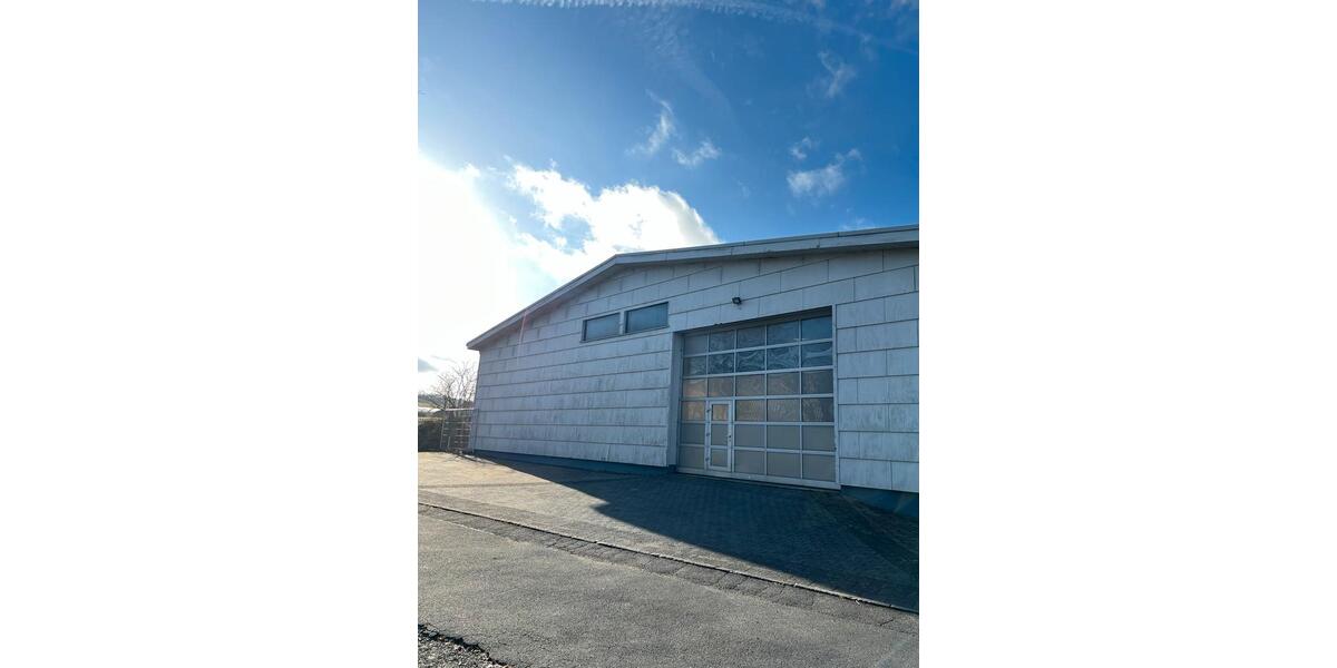 Halle Gewerbehalle Lager Vermieten Produktion 600m² zimmer