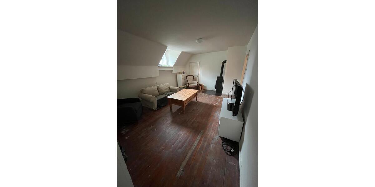 Etagenwohnung Dassel - 3 Zimmer, 110 m&sup2;, 600&euro; | Angebot:25427701