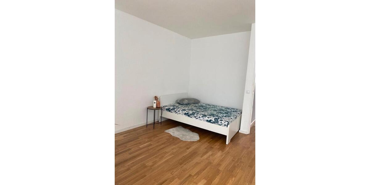 Erdgeschoßwohnung Berlin Spandau - 1 Zimmer, 45 m&sup2;, 1.000&euro; | Angebot:26037879