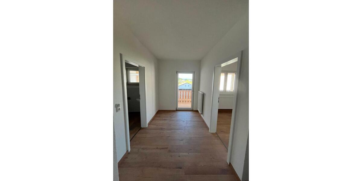 Etagenwohnung Schönberg - 3.5 Zimmer, 124 m&sup2;, 790&euro; | Angebot:26422247