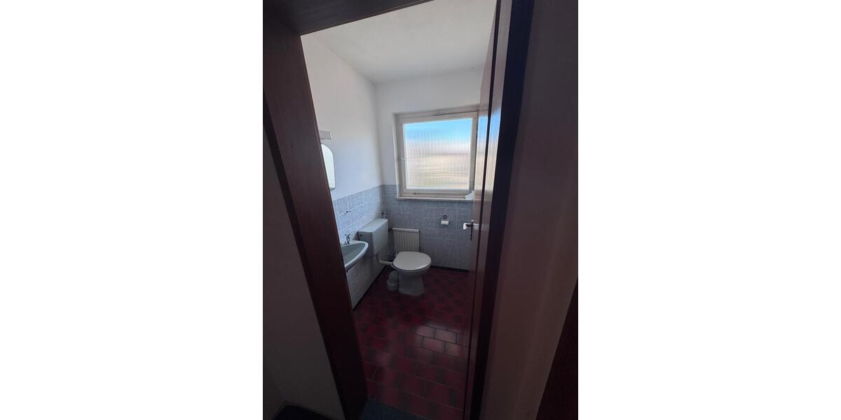 Etagenwohnung Markgröningen - 3 Zimmer, 80 m&sup2;, 1.100&euro; | Angebot:26484365
