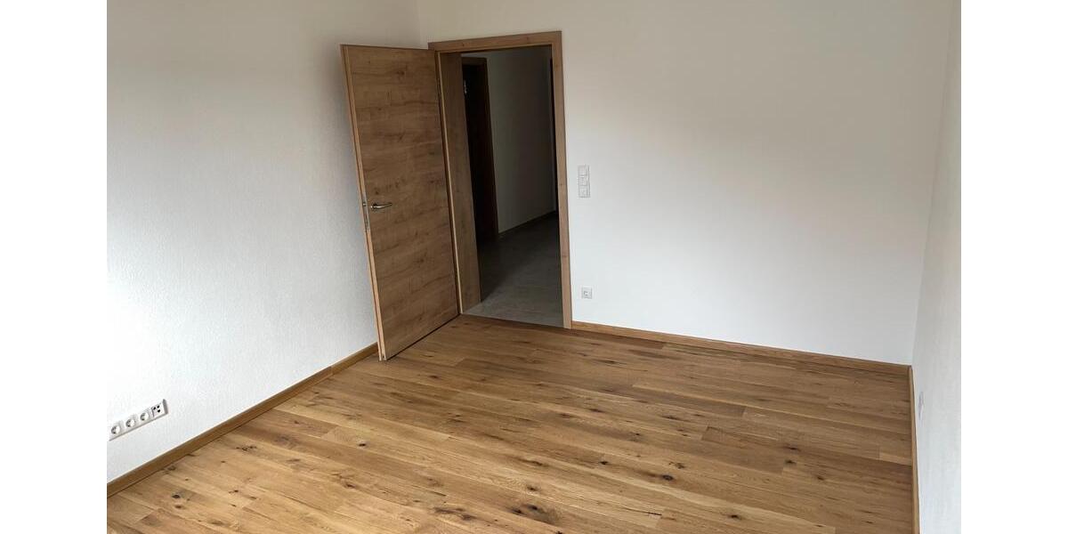 Etagenwohnung Töging am Inn - 2 Zimmer, 76 m&sup2;, 901&euro; | Angebot:23793848