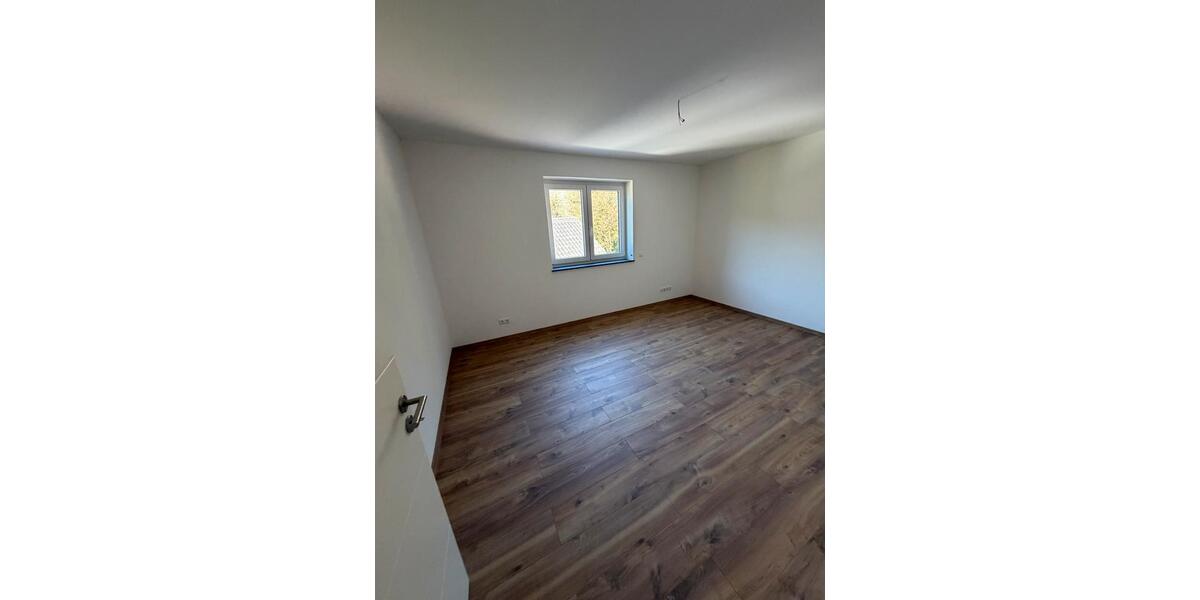 Etagenwohnung Rheinböllen - 2 Zimmer, 100 m&sup2;, 900&euro; | Angebot:26364652