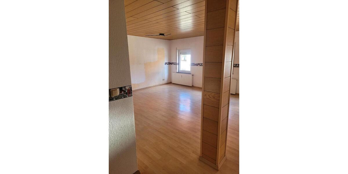 Erdgeschoßwohnung Ottweiler - 3 Zimmer, 100 m&sup2;, 650&euro; | Angebot:26412242