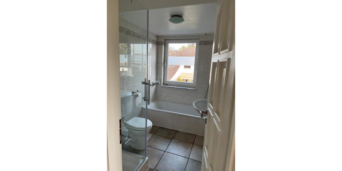 Etagenwohnung Seevetal Hagolt - 3 Zimmer, 87 m&sup2;, 1.100&euro; | Angebot:24933802