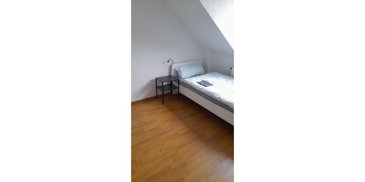 Etagenwohnung Duisburg Laar - 5 Zimmer, 110 m&sup2;, 1.300&euro; | Angebot:25408466