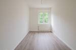 Ihr neues, saniertes Zuhause im kleinen Mehrfamilienhaus in ruhiger Seitenstraße.