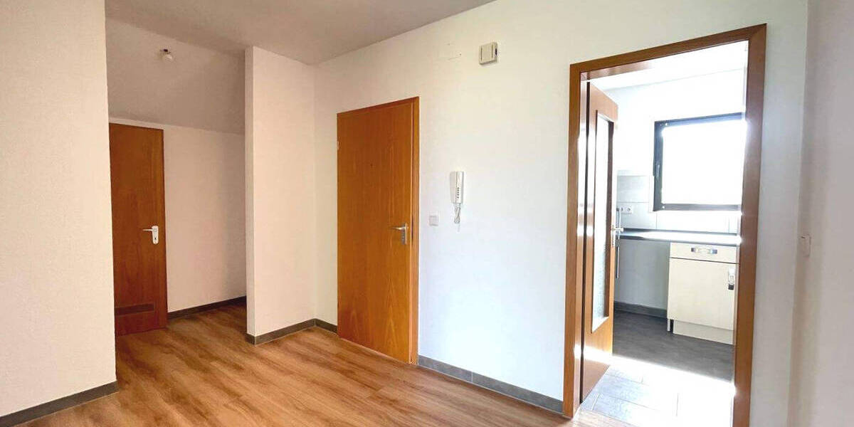 Etagenwohnung Saarbrücken Alt-Saarbrücken - 3 Zimmer, 94 m&sup2;, 970&euro; | Angebot:26388800