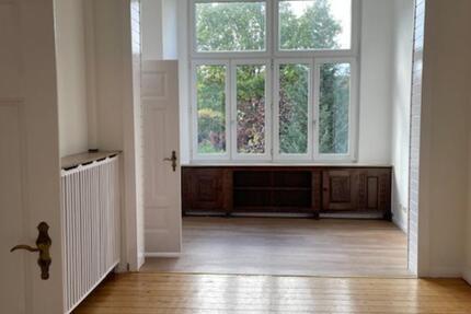 charmante 3,5 Zimmer Wohnung im Katharinenviertel ab sofort zimmer