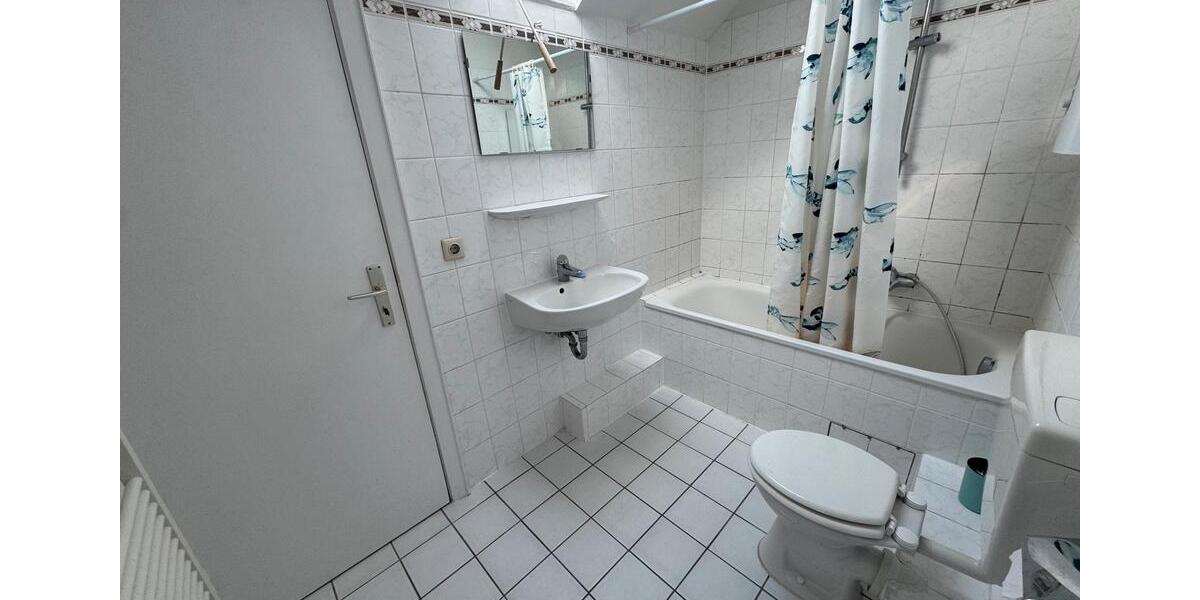 Dachgeschoßwohnung Uetersen - 1.5 Zimmer, 44 m&sup2;, 570&euro; | Angebot:24693030