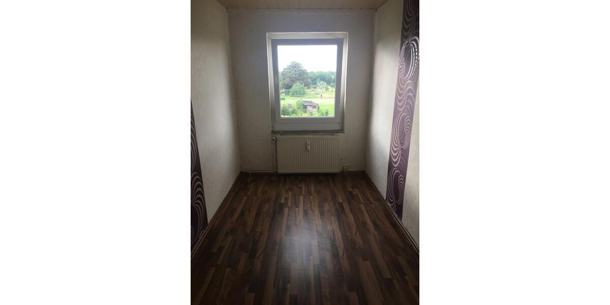 Etagenwohnung Schönhausen (Elbe) - 4 Zimmer, 75 m&sup2;, 360&euro; | Angebot:21683955