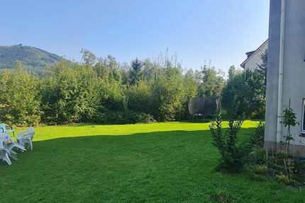 4,5-Zimmer-Erdgeschosswohnung mit eingezäuntem, eigenen Garten 4 zimmer