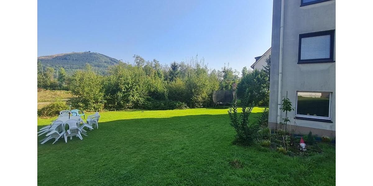 4,5-Zimmer-Erdgeschosswohnung mit eingezäuntem, eigenen Garten 4 zimmer