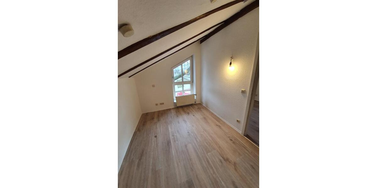 Wohnen im historischen Bahnhof von Erpel 3 zimmer