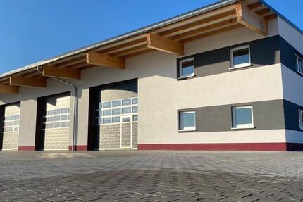 Gewerbeobjekt Hollfeld - 2.800&euro; | Angebot:24735349